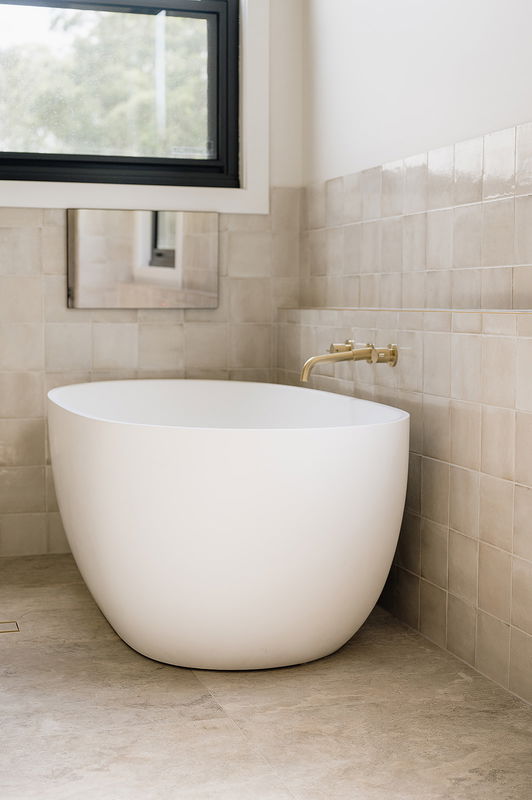 Berry Luxury Barn House (Heated Pool)