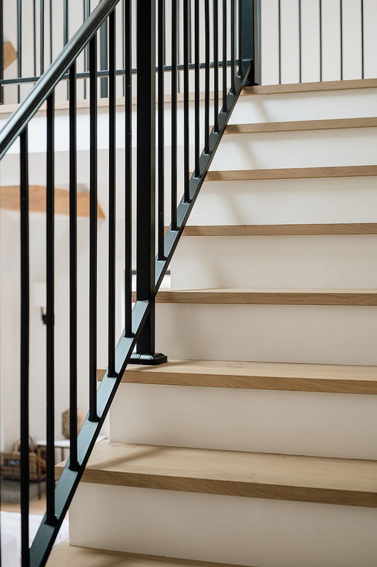 Berry Luxury Barn House (Heated Pool)