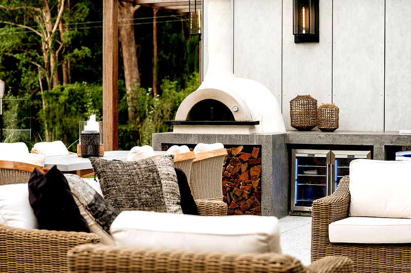 Berry Luxury Barn House (Heated Pool)