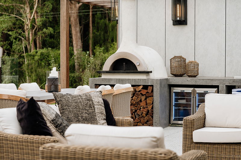 Berry Luxury Barn House (Heated Pool)