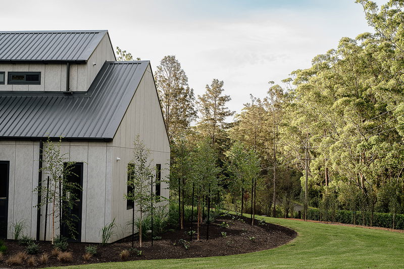 Berry Luxury Barn House (Heated Pool)