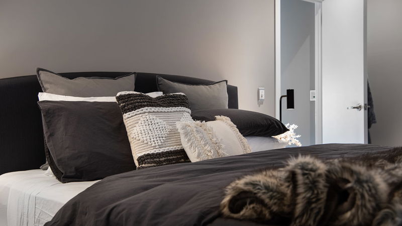 The Welcome Paddock (With Car Parking)