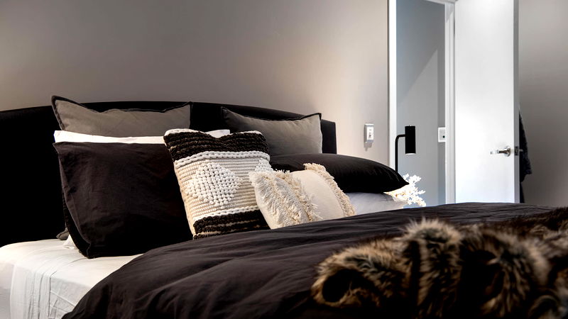 The Welcome Paddock (With Car Parking)