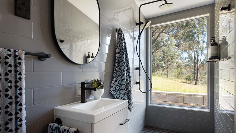 The Welcome Paddock (With Car Parking)