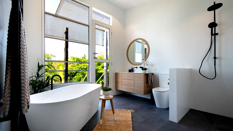 The Welcome Paddock (With Car Parking)