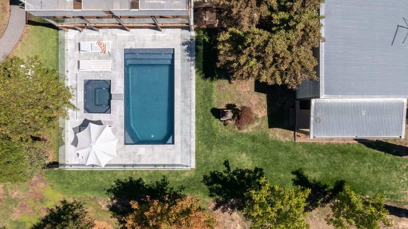 The Welcome Paddock (With Car Parking)