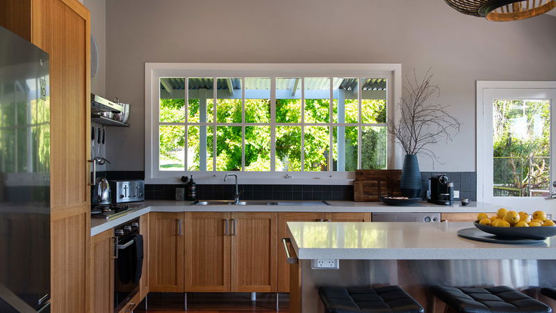 The Welcome Paddock (With Car Parking)