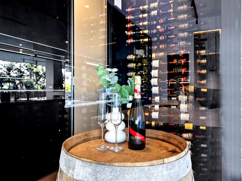 Mana Beach House (Heated Pool)