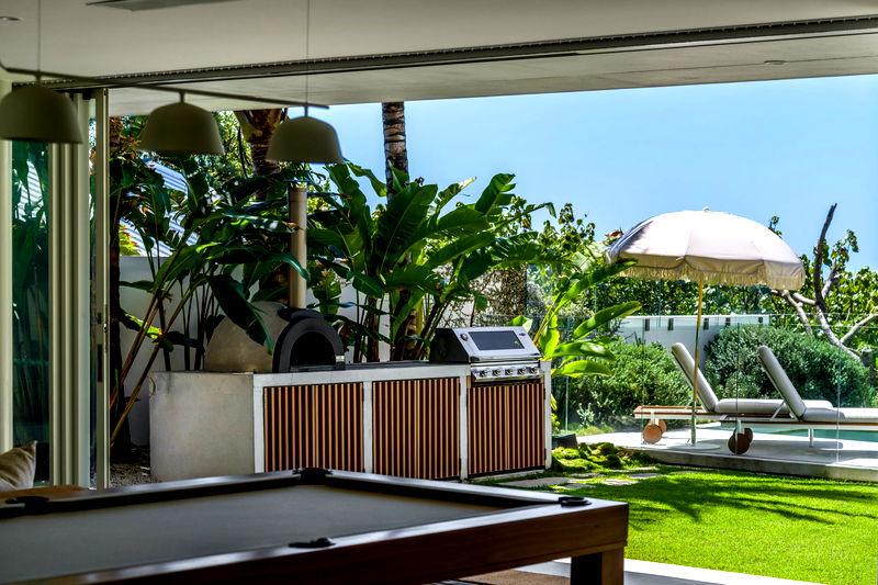 Caba Beach House (Walk to Beach)