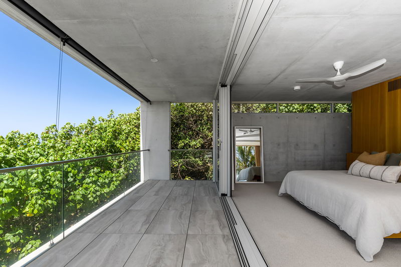 Caba Beach House (Walk to Beach)