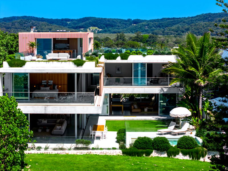 Caba Beach House (Walk to Beach)