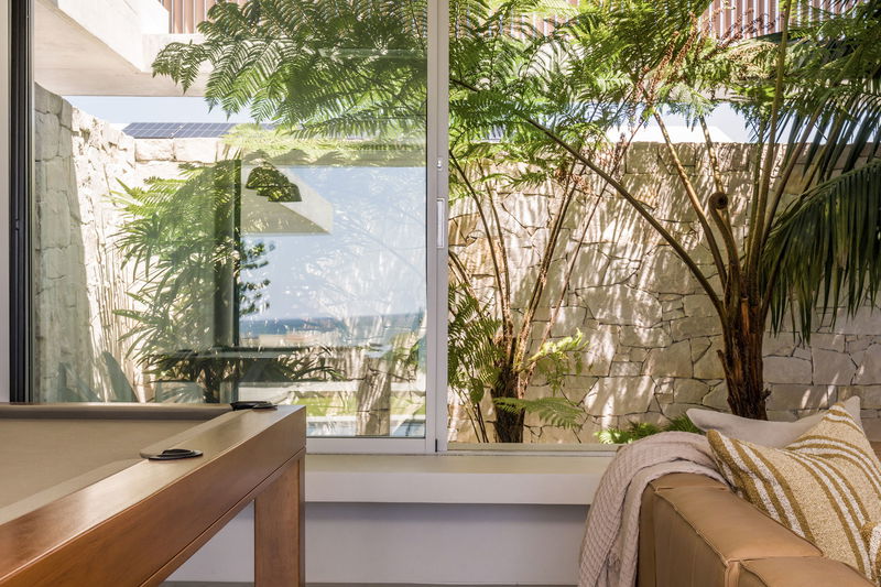 Caba Beach House (Walk to Beach)