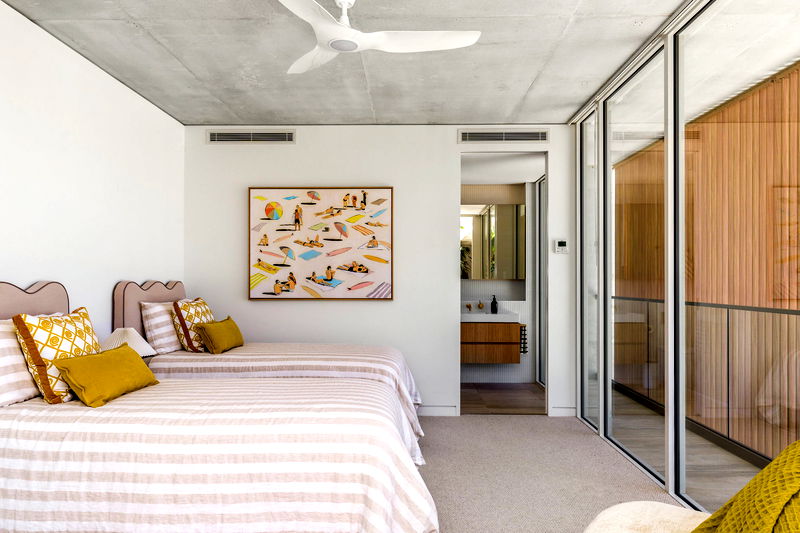 Caba Beach House (Walk to Beach)