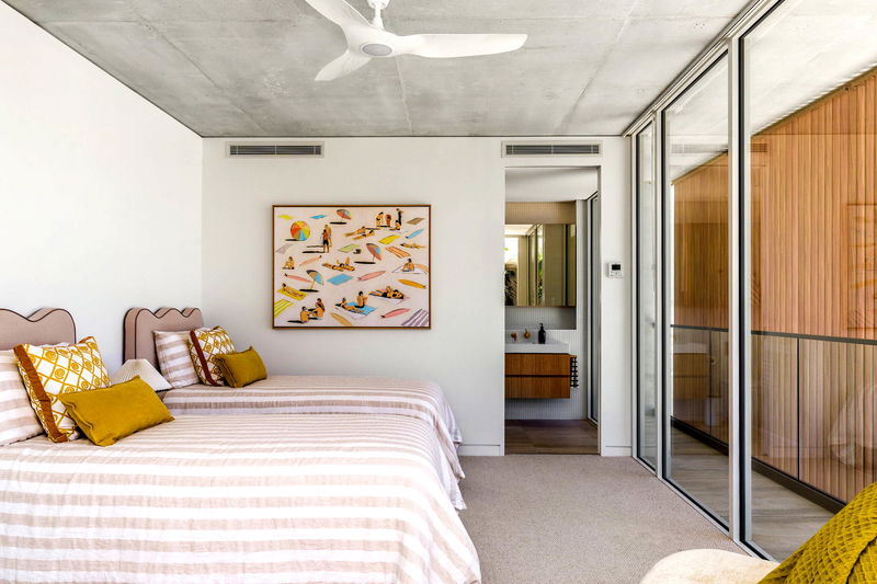 Caba Beach House (Walk to Beach)