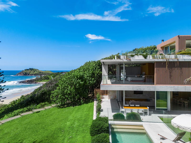 Caba Beach House (Walk to Beach)