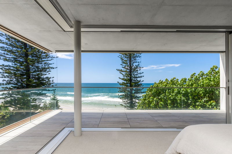 Caba Beach House (Walk to Beach)