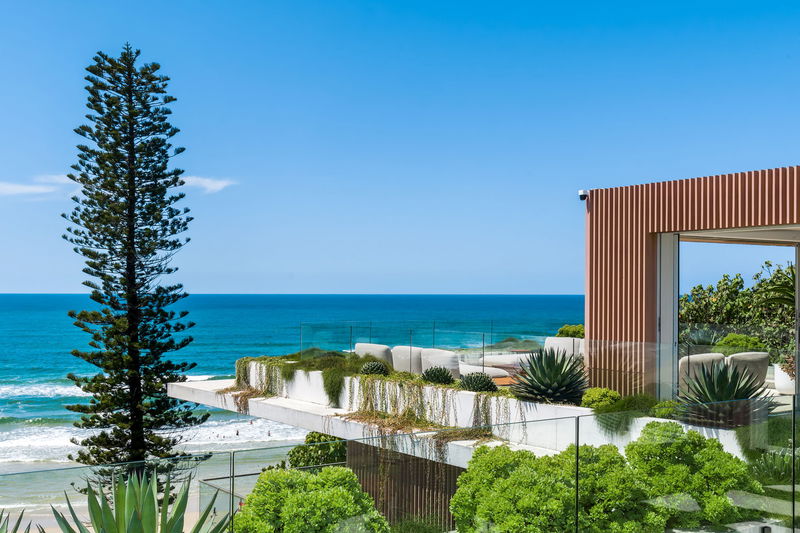 Caba Beach House (Walk to Beach)