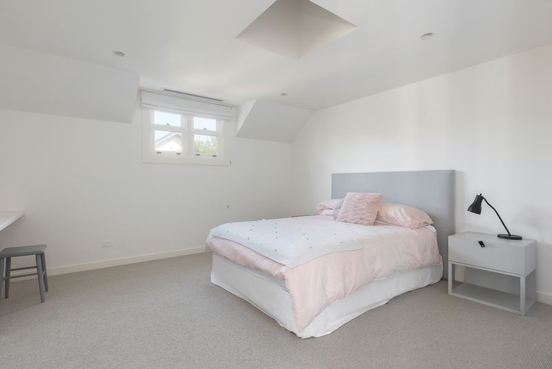 Tintern Brighton (With Car Parking)