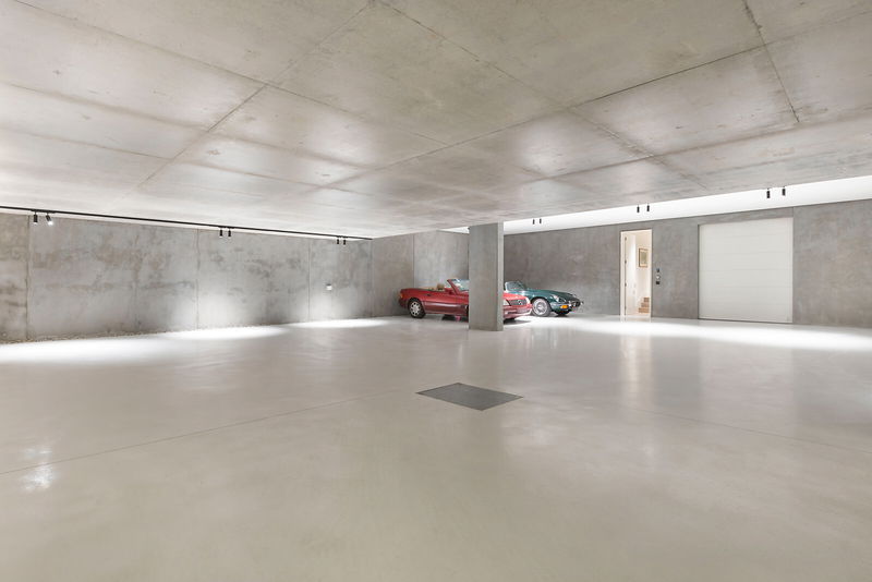 The Ultimate (With Car Parking)