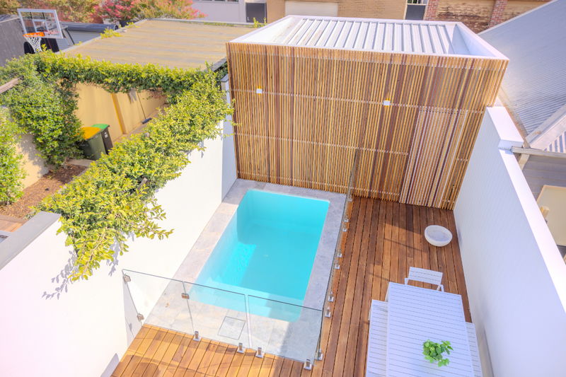 Sun Kiss (with plunge pool & car parking)