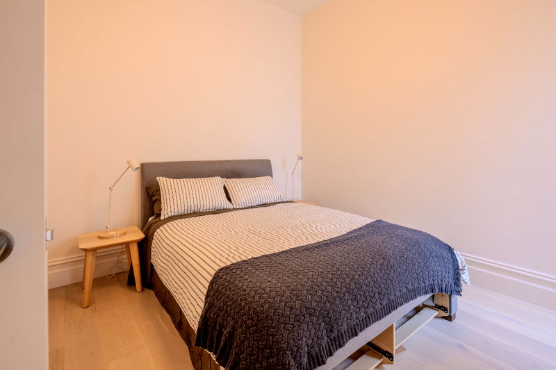 Sun Kiss (with plunge pool & car parking)