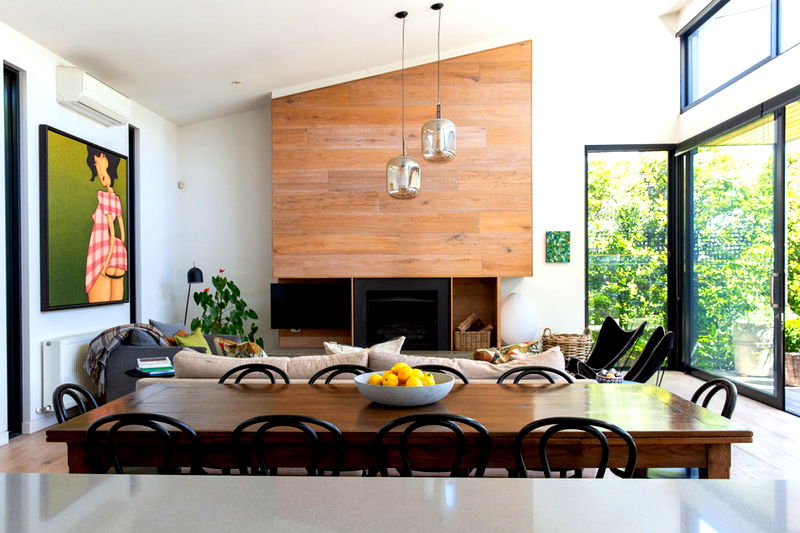 Kellenera (With Heated Pool and Car Parking)