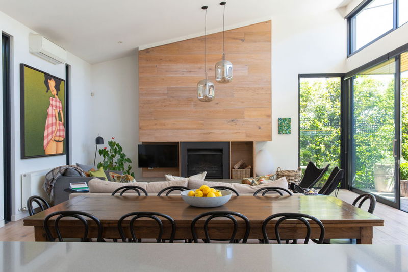 Kellenera (With Heated Pool and Car Parking)