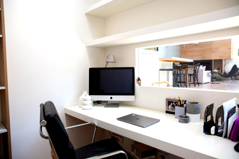 Kellenera (With Heated Pool and Car Parking)