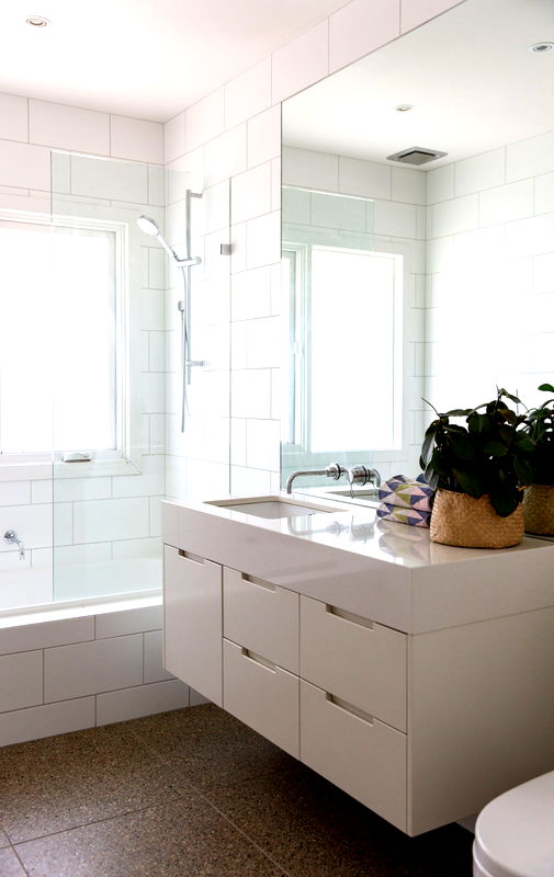 Kellenera (With Heated Pool and Car Parking)