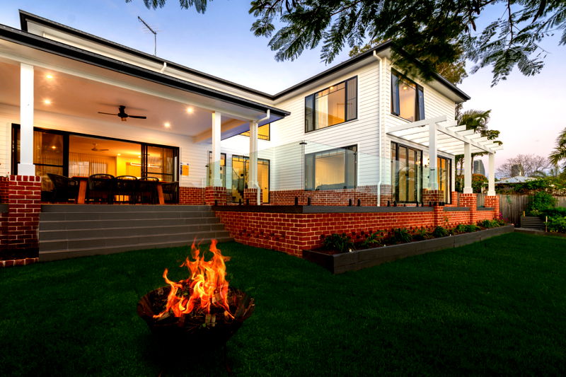 Allambi Broadbeach (With Car Parking)