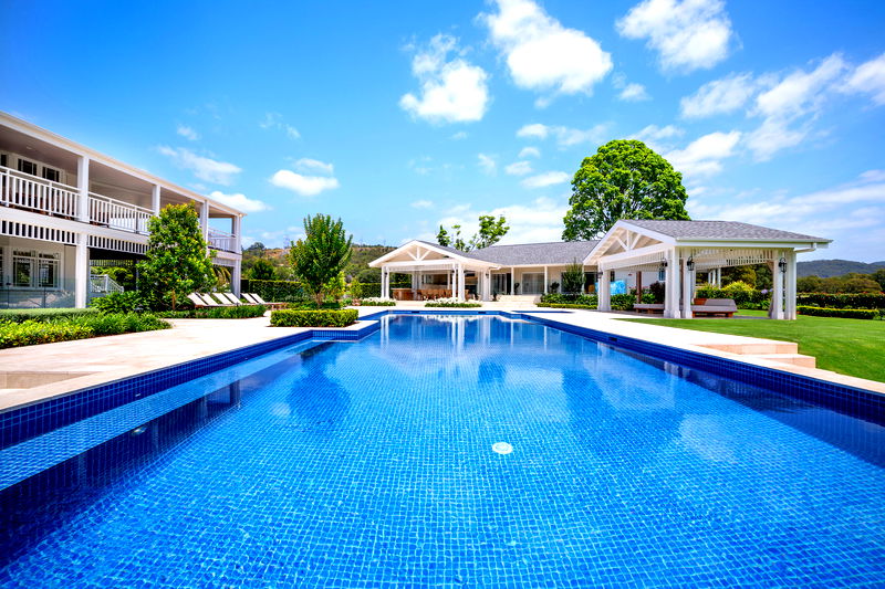 Guanaba Estate (Heated Pool)