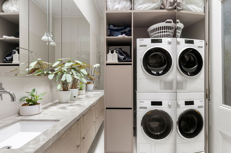 St Kilda West Beach (Walk to the beach)