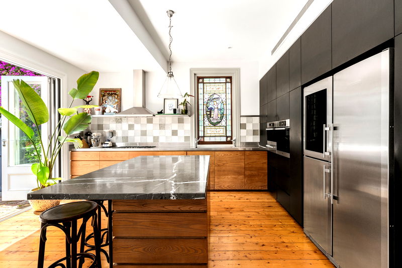 St Kilda West Beach (Walk to the beach)