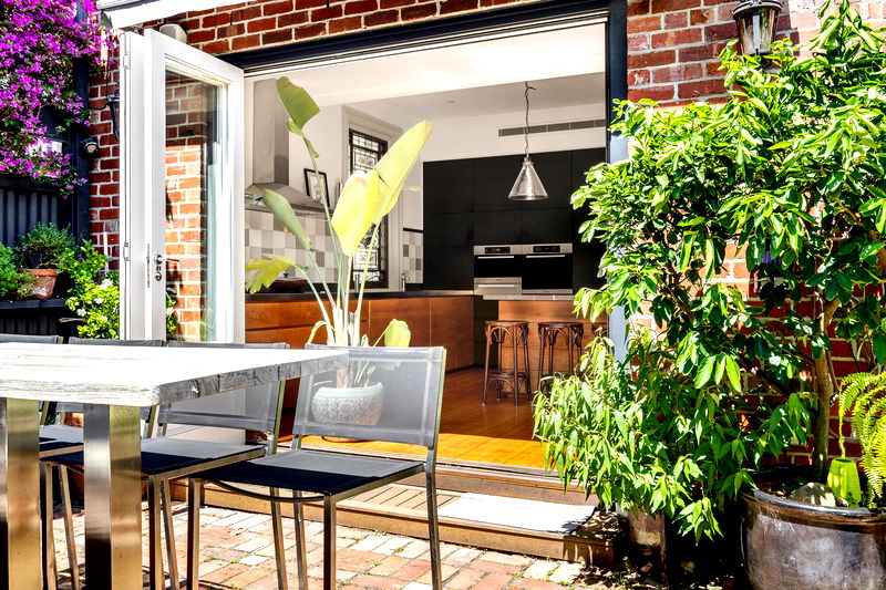 St Kilda West Beach (Walk to the beach)