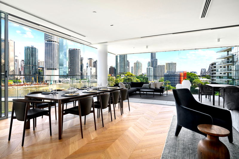 Brisbane Skyhome (With City Views)