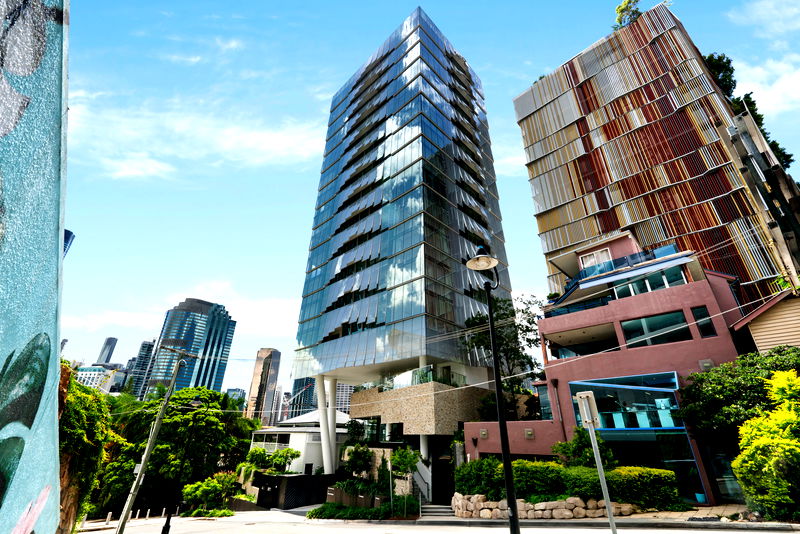 Brisbane Skyhome (With City Views)