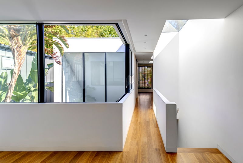 Bondi Cloud House (Walk to the beach)