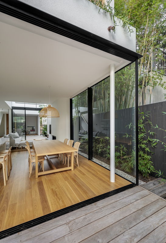 Bondi Cloud House (Walk to the beach)