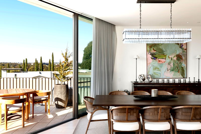 Como Penthouse (Melbourne skyline and river views)