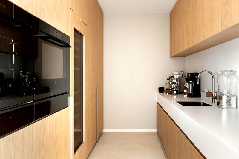 Como Penthouse (Melbourne skyline and river views)