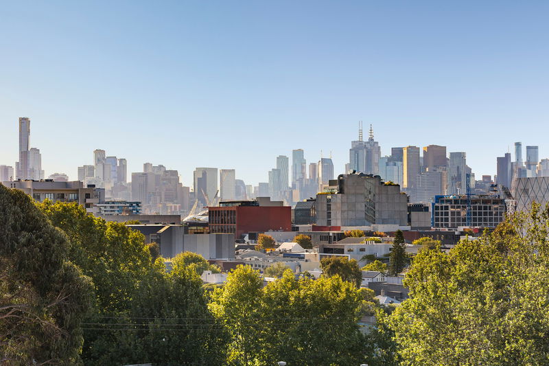 Como Penthouse (Melbourne skyline and river views)