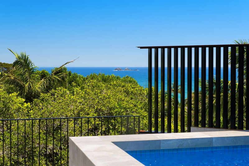 Twilight Haven (Stunning ocean views)