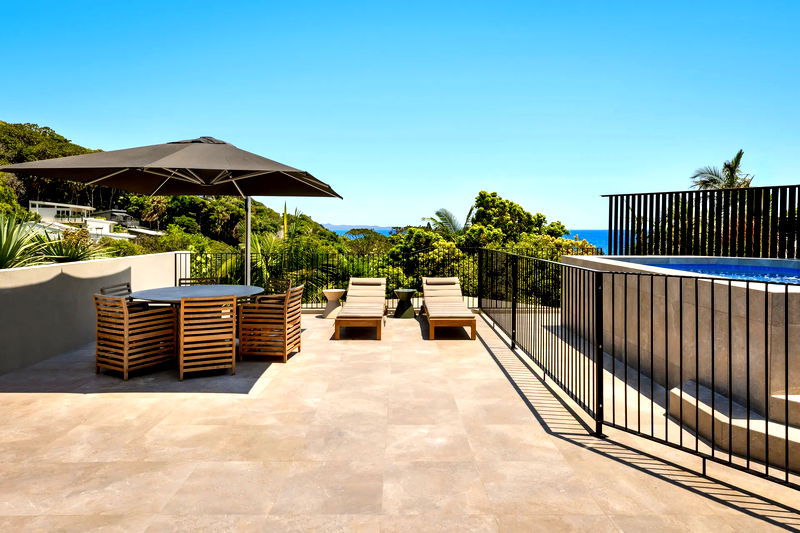 Twilight Haven (Stunning ocean views)