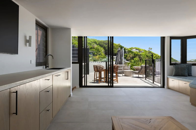 Twilight Haven (Stunning ocean views)