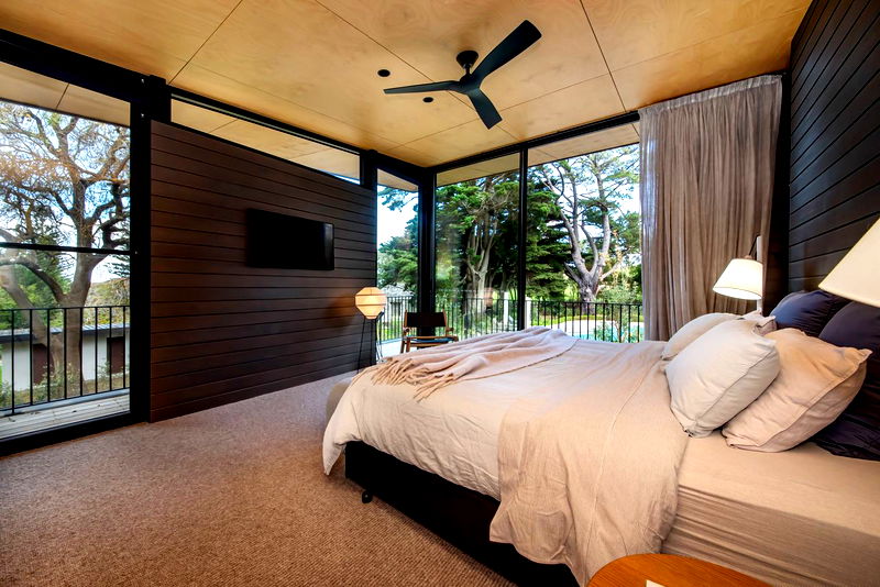 Golden Dune Retreat (Walk to the beach)