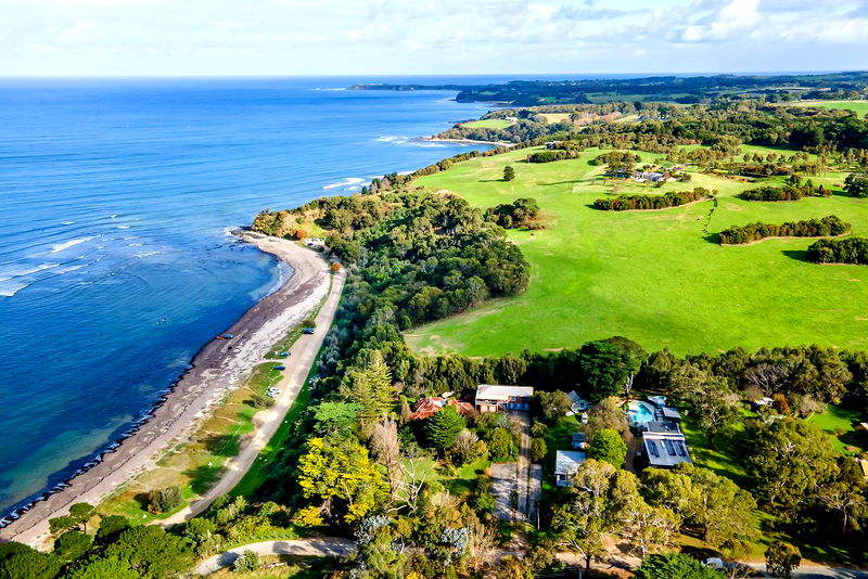 Golden Dune Retreat (Walk to the beach)