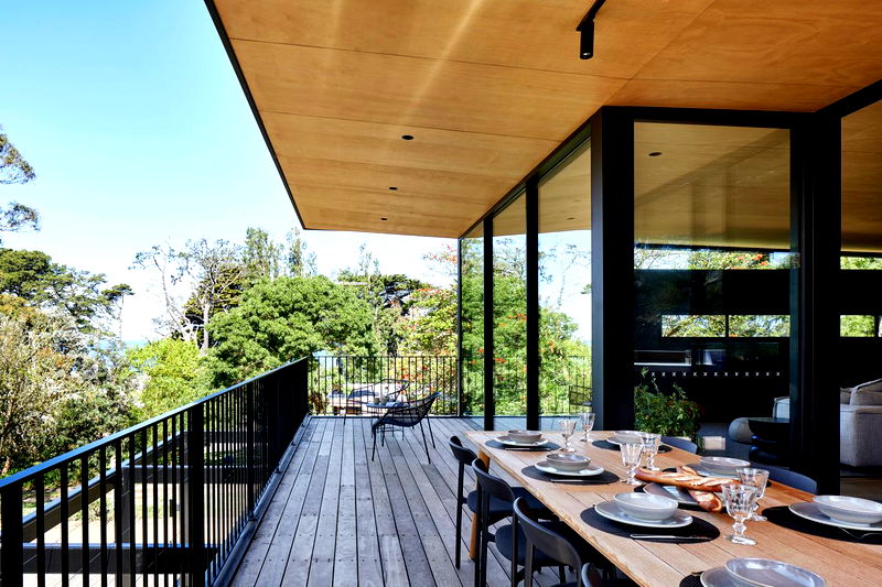 Golden Dune Retreat (Walk to the beach)