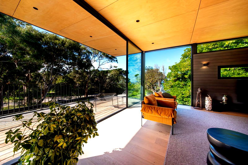 Golden Dune Retreat (Walk to the beach)