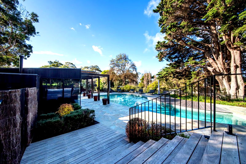 Golden Dune Retreat (Walk to the beach)