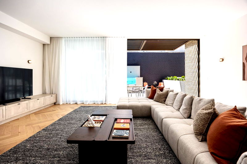 Urban Luxe Loft with pool